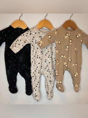 Petit Lem Baby Sleepers Bundle (3) NB + 0–3M | Neutral Footed Pajamas
